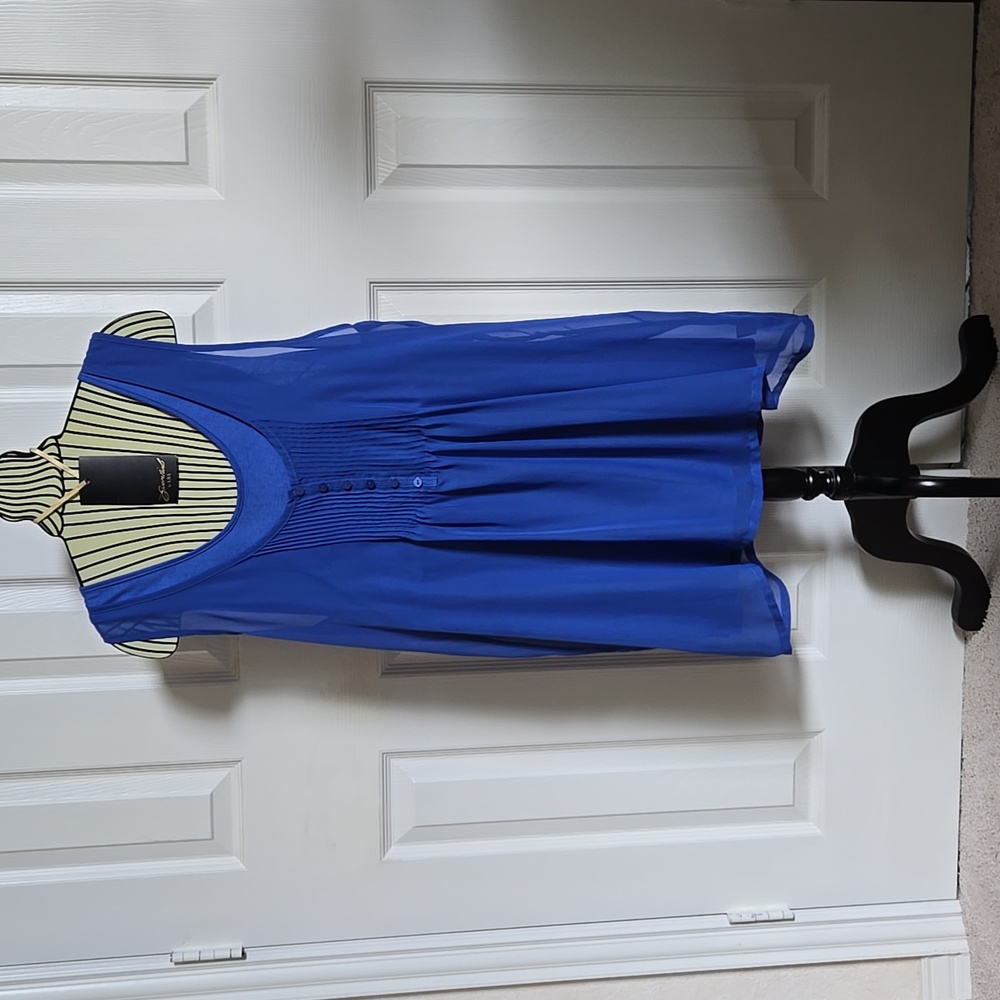 Ladies Sleeveless Tuni
